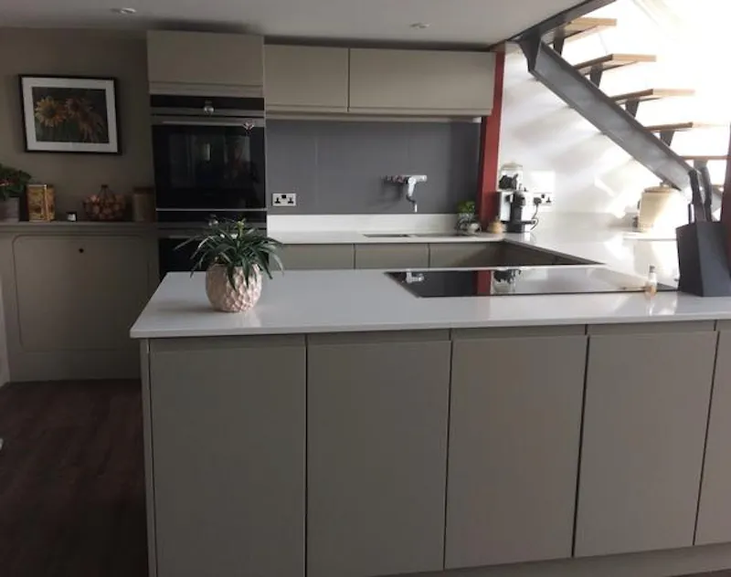 Kitchen at Film location C892 in West Sussex (photo 5)