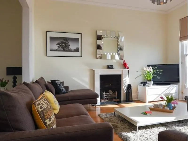 Fireplace at Film location C894 in East Sussex (photo 9)