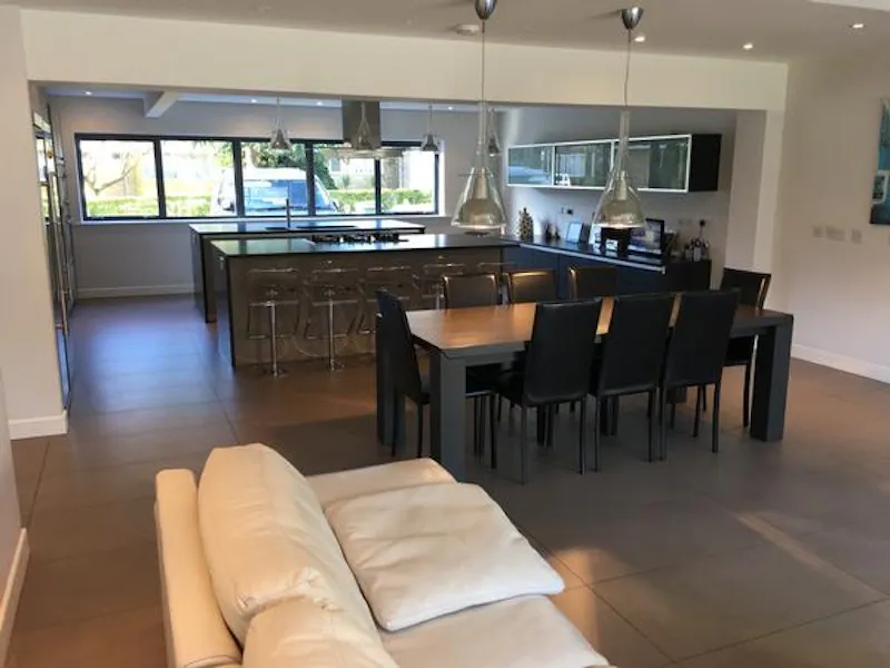 Modern Esher pool house, K423 (photo 8)