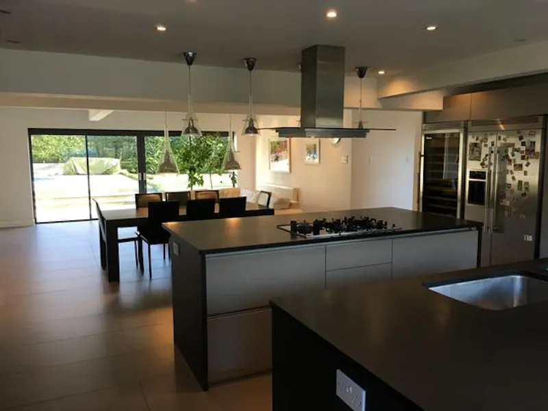 Modern Esher pool house, K423 (photo 12)