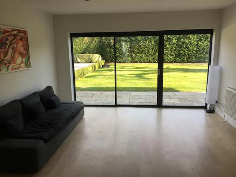 Modern Esher pool house, K423 (photo 16)