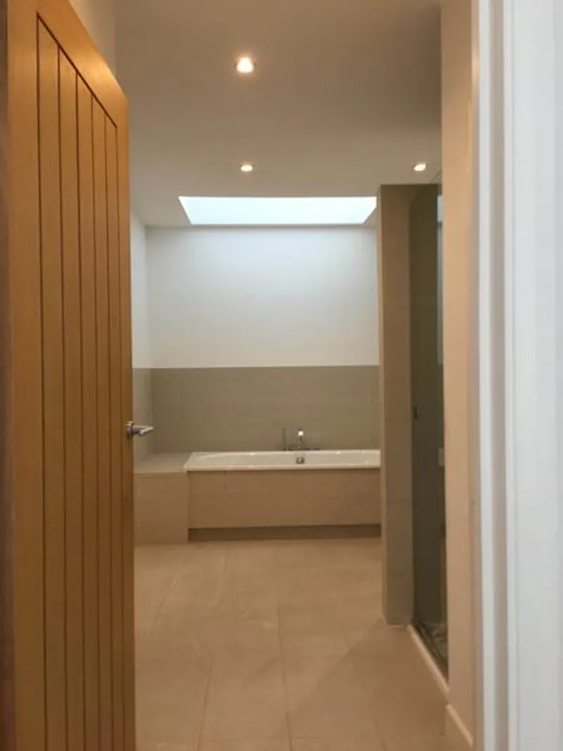 Modern Esher pool house, K423 (photo 27)
