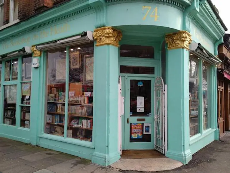 Quaint bookshop in Blackheath, Q129 (photo 12)