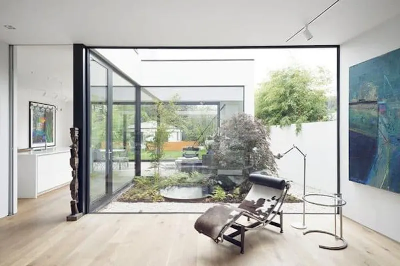 Living Room at Modern Twickenham atrium house, K424 (photo 2)