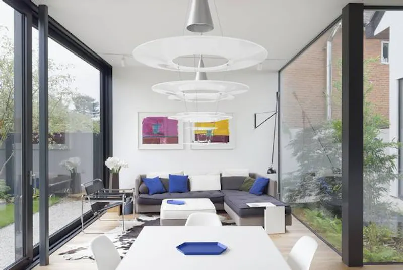Living Room at Modern Twickenham atrium house, K424 (photo 7)