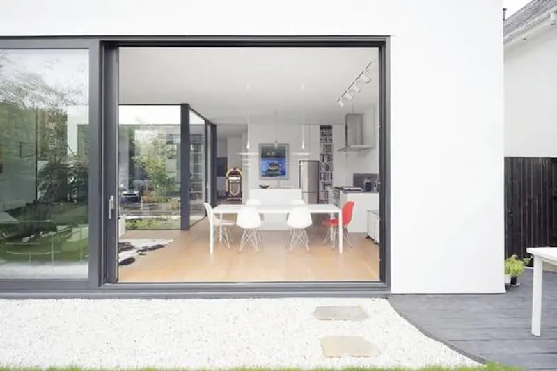 French doors at Modern Twickenham atrium house, K424 (photo 8)