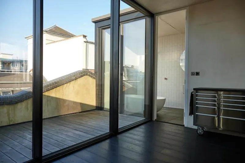 Stylish Bethnal Green loft, N444 (photo 27)
