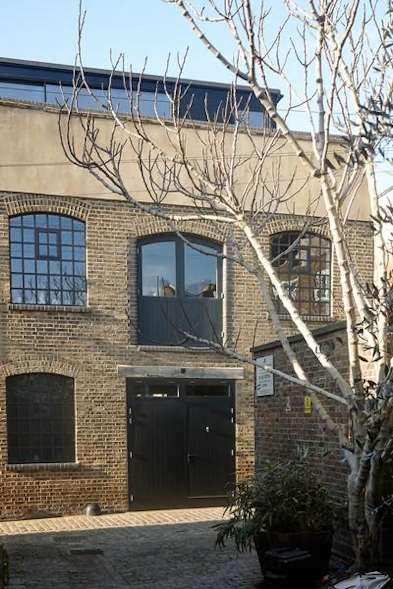 Stylish Bethnal Green loft, N444 (photo 32)