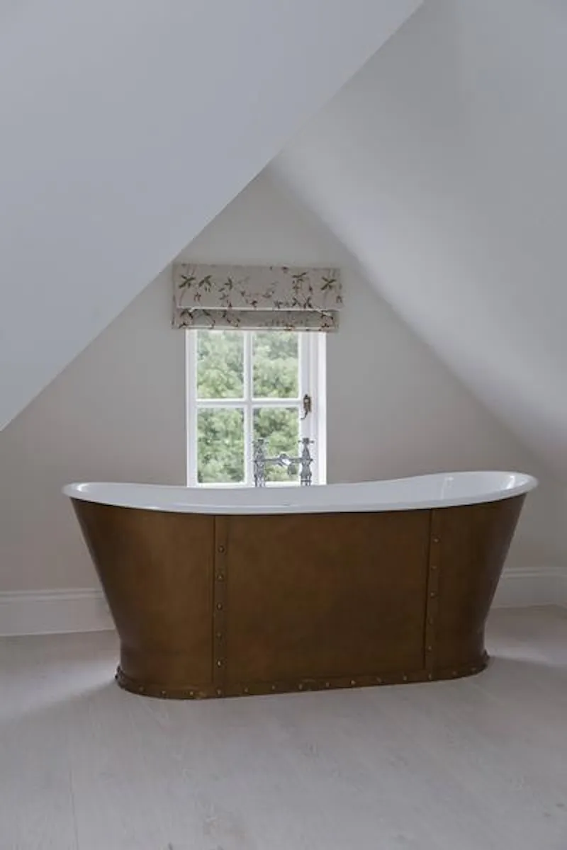 Bathroom at Fun Wimbledon house, B1795 (photo 13)