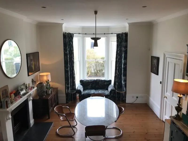 Dining room at Beautiful Brondsbury Park house, B1796 (photo 2)