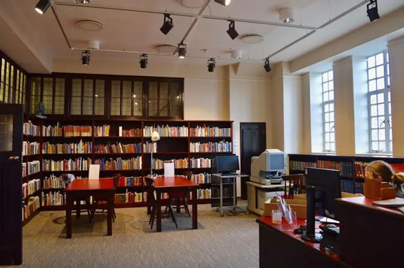 Library at Denmark Hill education campus, P601 (photo 35)