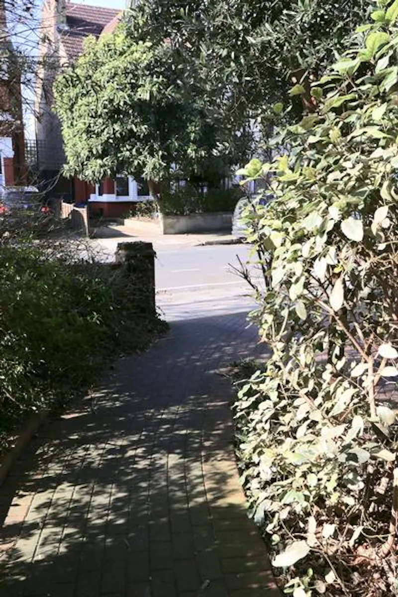 Acton Edwardian family house, E451 (photo 3)