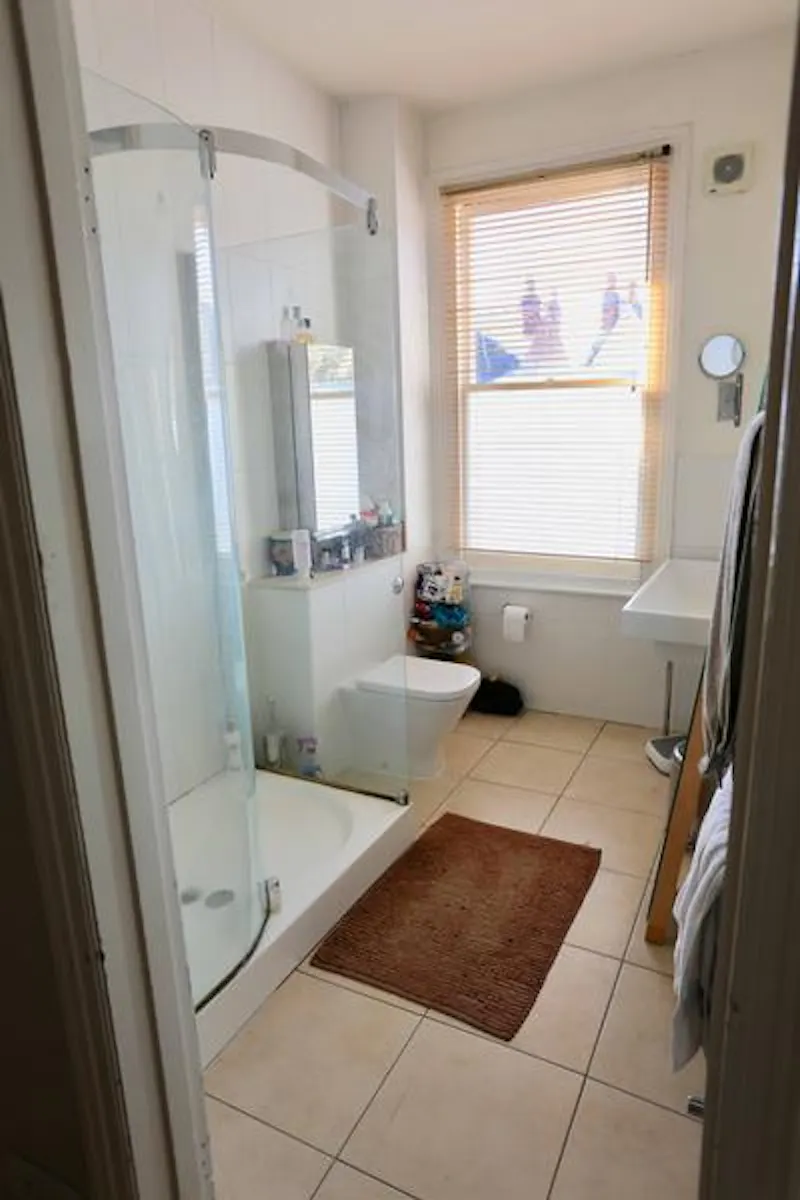 Shower at Acton Edwardian family house, E451 (photo 23)