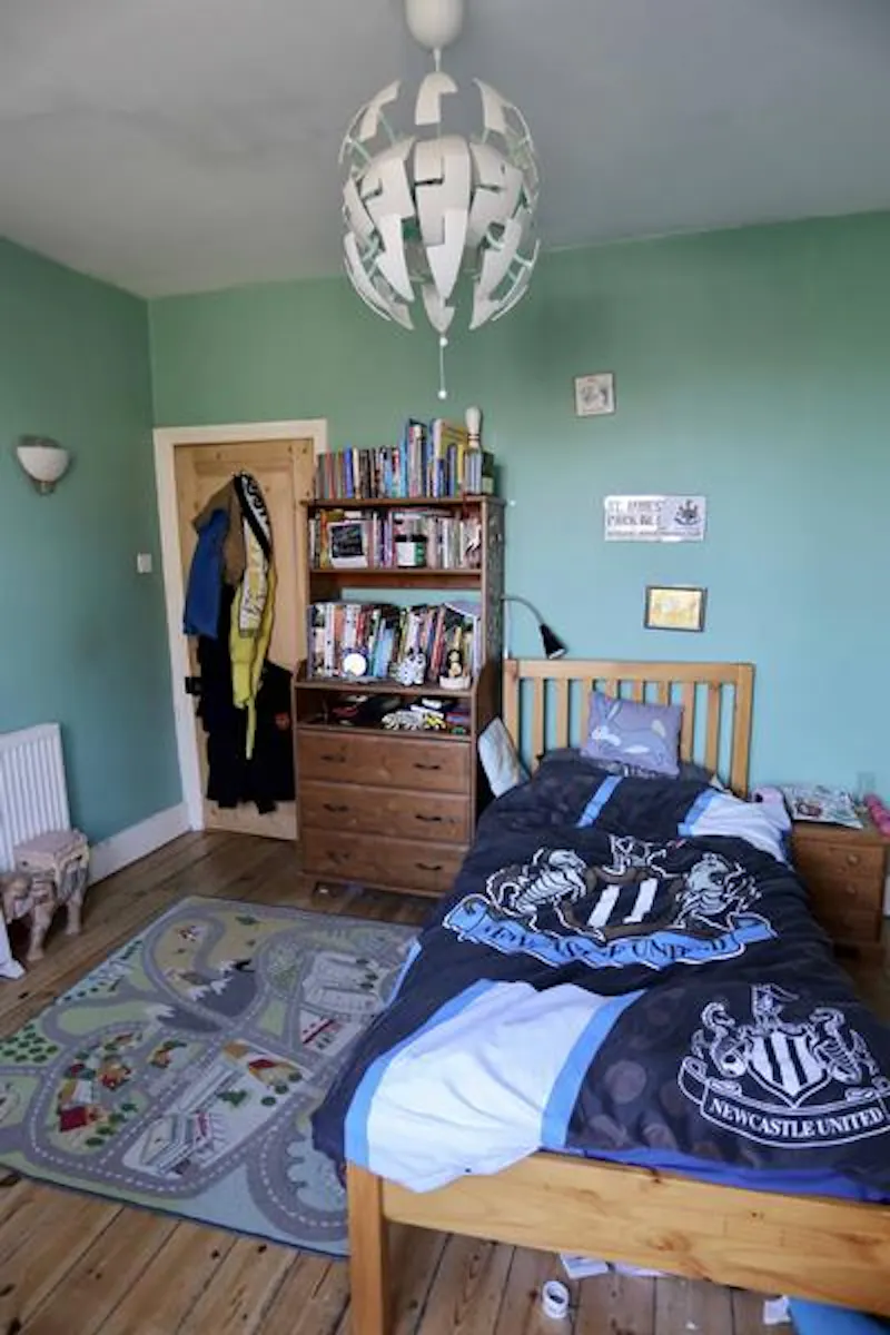 Bedroom - child's at Acton Edwardian family house, E451 (photo 31)
