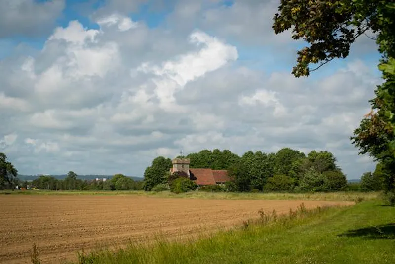 Film location H180 in West Sussex (photo 37)