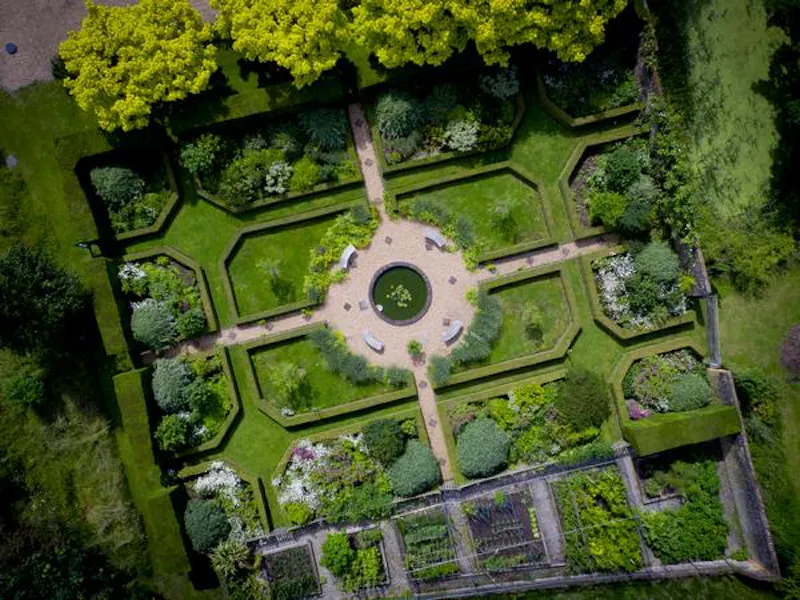 Film location H180 in West Sussex (photo 42)