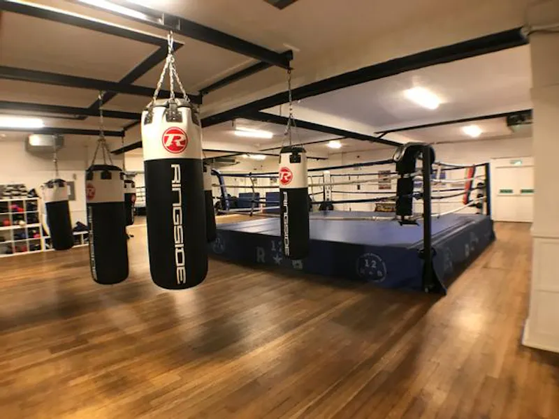 Two floor boxing gym in Clapham, V157 (photo 5)