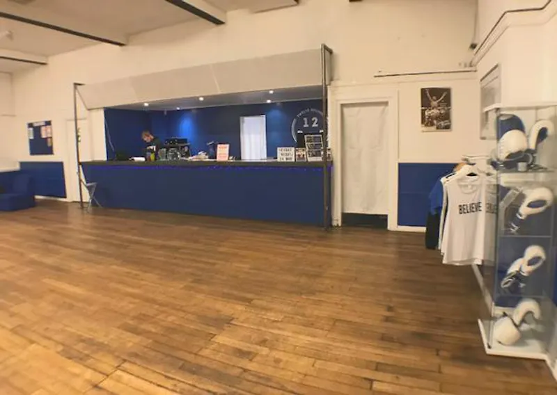 Two floor boxing gym in Clapham, V157 (photo 6)