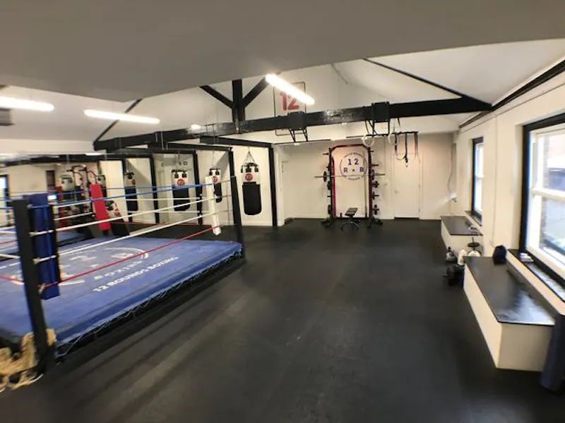 Two floor boxing gym in Clapham, V157 (photo 12)