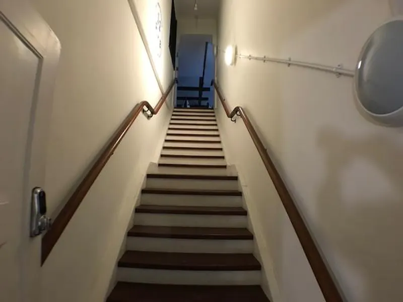 Staircase at Two floor boxing gym in Clapham, V157 (photo 15)