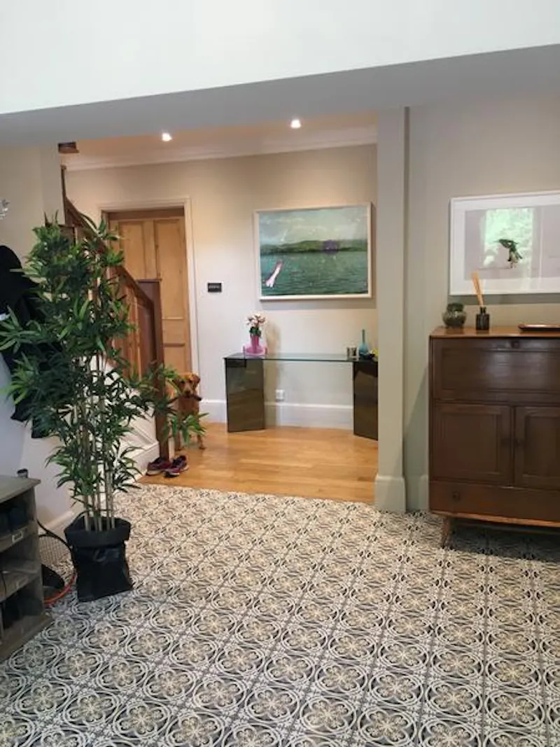 Large Amersham family home, D2334 (photo 20)