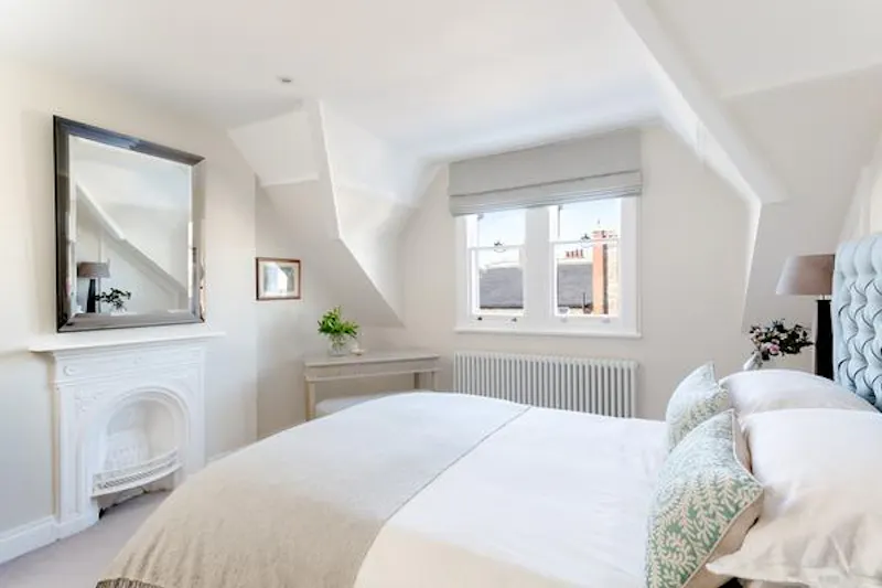 Bedroom at Clapham family house, B1801 (photo 9)