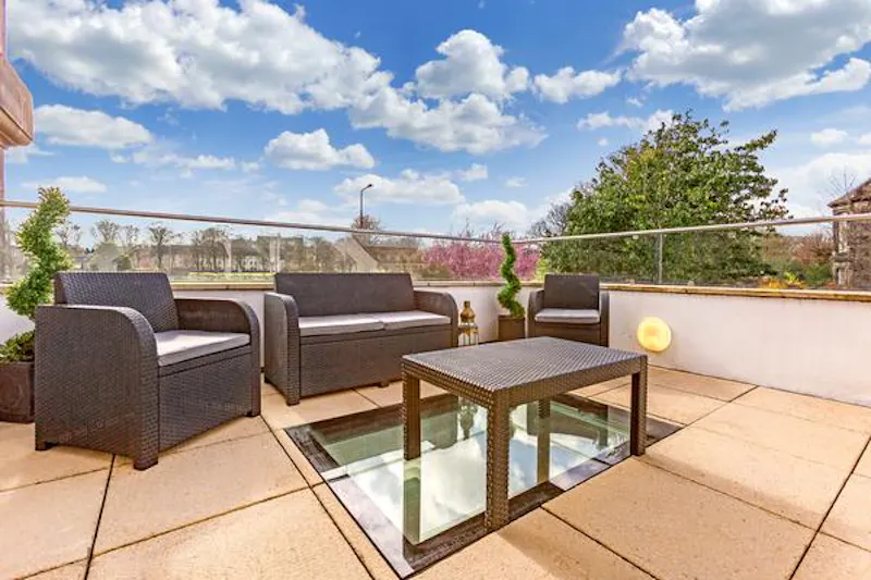 Terrace/Patio at Film location E453 in Scotland (photo 13)