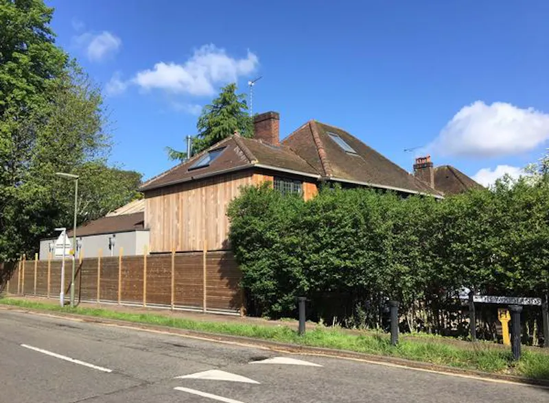 Contemporary Esher house, K430 (photo 21)