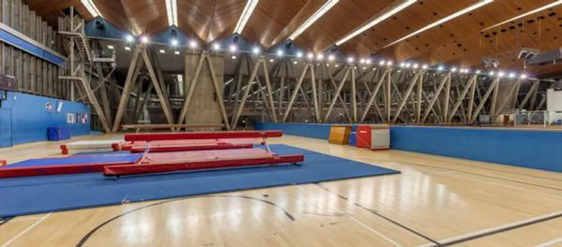Games room at Athletic tracks and olympic pool , V158 (photo 22)