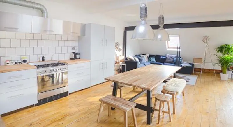 Kitchen at Modern Hackney apartment, K431 (photo 10)