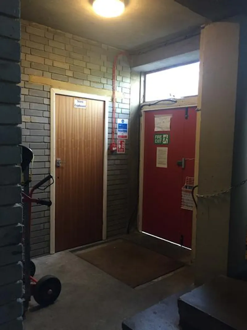 Film location CH107 in London (photo 43)