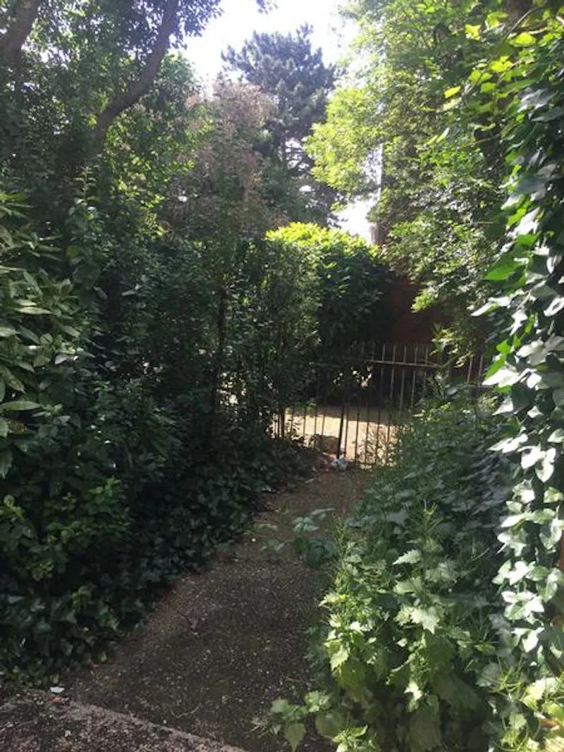Film location CH107 in London (photo 61)