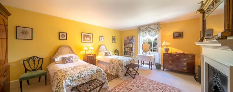 Bedroom at Pretty white house in Winchfield, A1453 (photo 13)