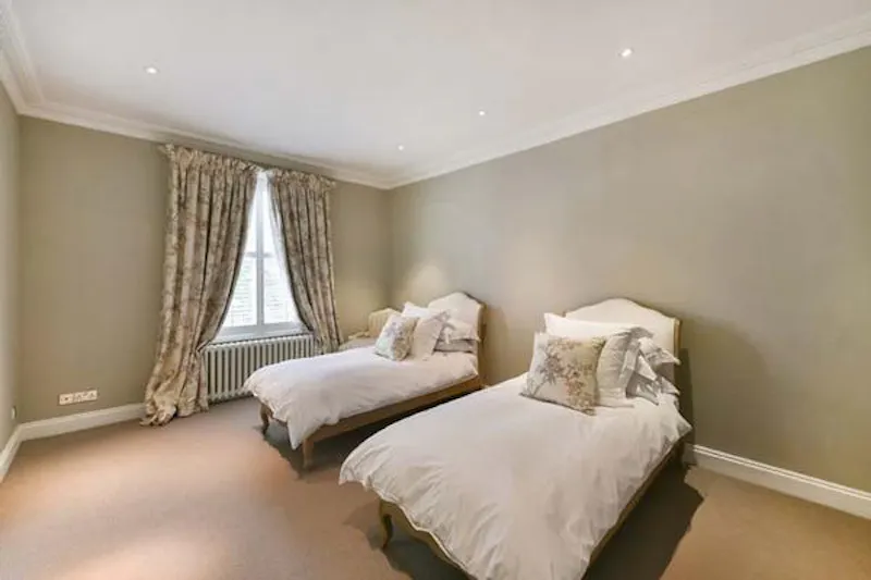Bedroom at Wandsworth pool house, B1804 (photo 25)