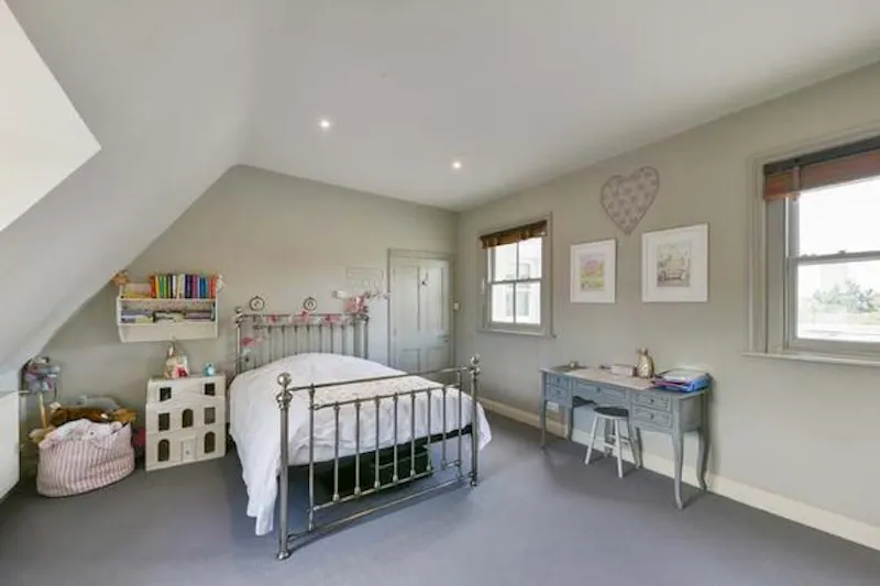 Bedroom - child's at Wandsworth pool house, B1804 (photo 31)