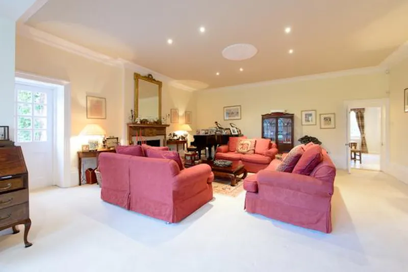Vast country home in Knockholt, A1454 (photo 5)