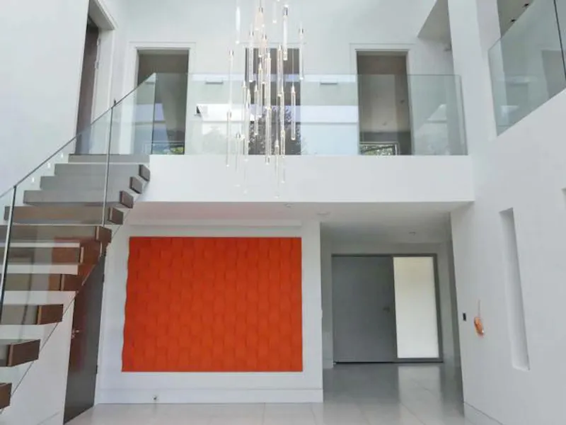 Staircase at Sleek, modern Shiplake house, K432 (photo 25)