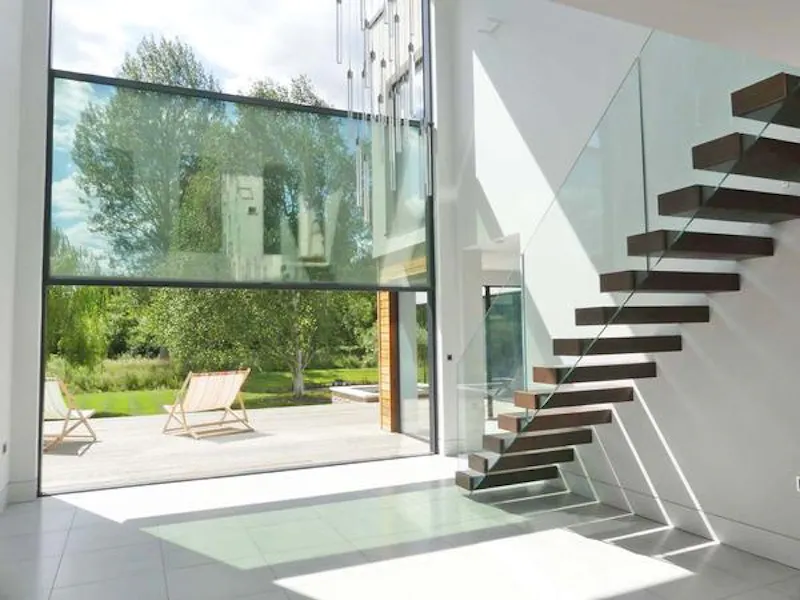 Staircase at Sleek, modern Shiplake house, K432 (photo 22)
