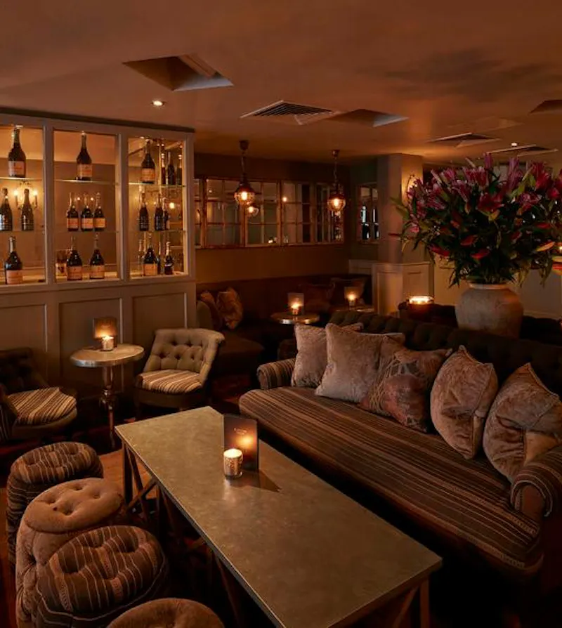 Soho cocktail lounge, R818 (photo 4)
