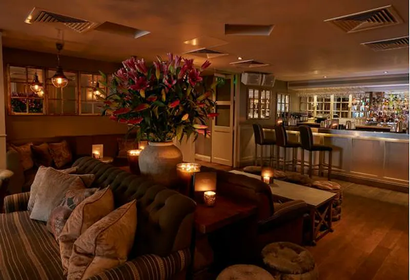 Soho cocktail lounge, R818 (photo 5)
