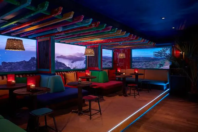 Soho cocktail lounge, R818 (photo 15)