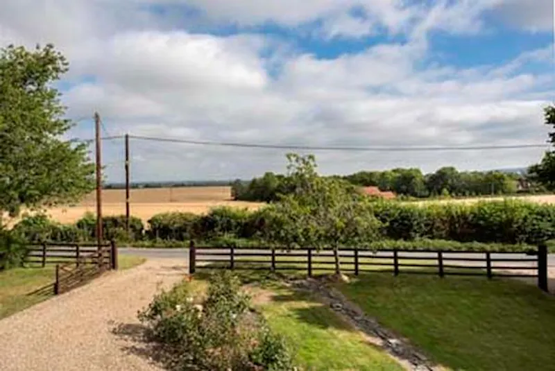 Film location C899 in Buckinghamshire (photo 21)