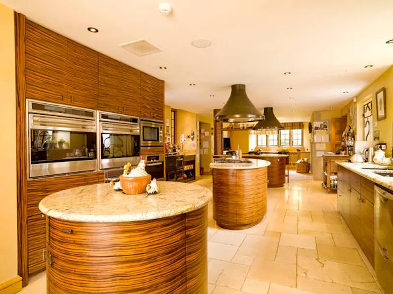 Kitchen at Panoramic Dartmoor home, M313 (photo 2)