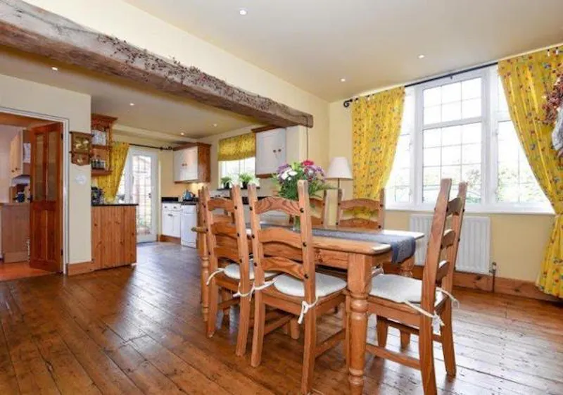 1920s Orpington family house, M314 (photo 7)