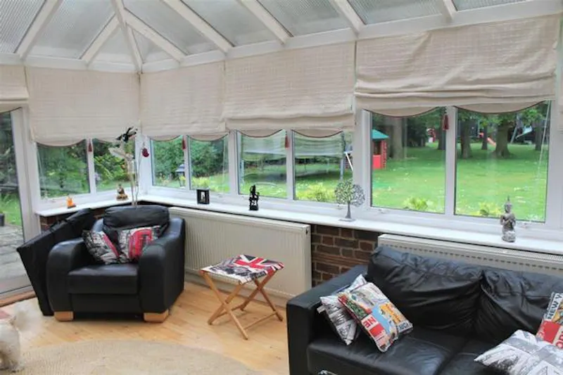 1920s Orpington family house, M314 (photo 10)