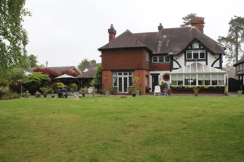 1920s Orpington family house, M314 (photo 33)