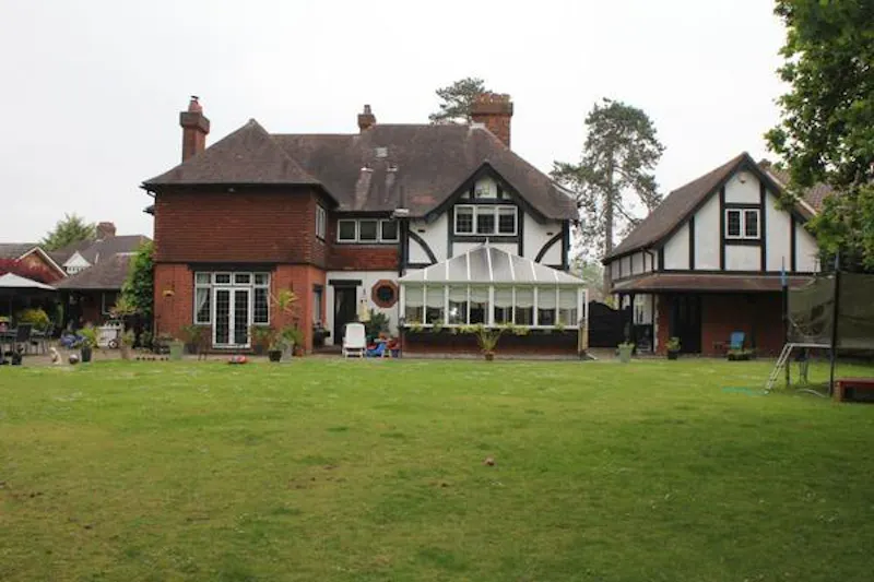 1920s Orpington family house, M314 (photo 32)
