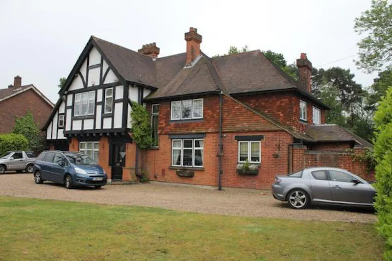 1920s Orpington family house, M314 (photo 39)
