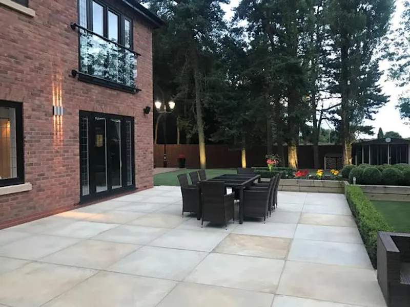 Walsall Modern home, D2398 (photo 28)