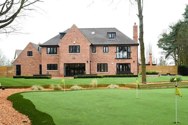 Walsall Modern home, D2398 (photo 42)